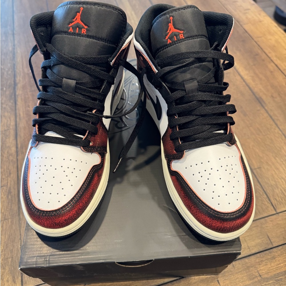 Nike Air Jordan Men's Black, Red, and White Sneakers